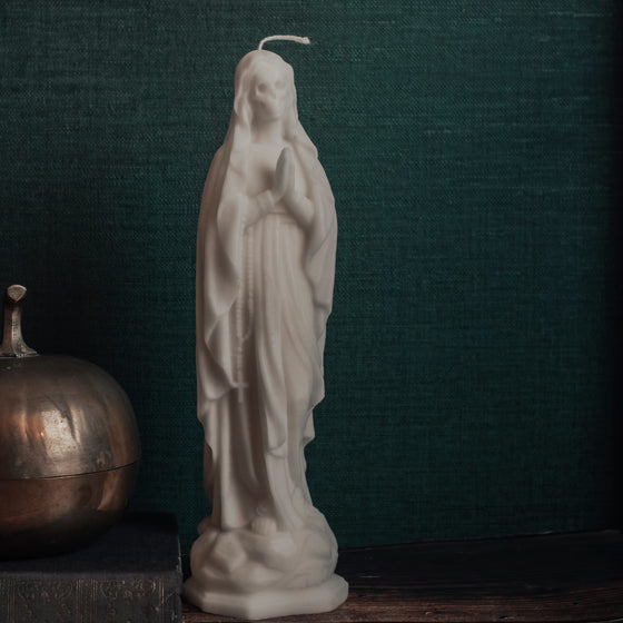 Lady of Death Candle | Pillar