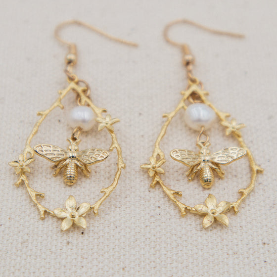 bee and freshwater pearl vignette earrings dangles