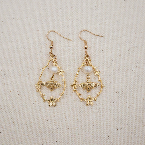 bee and freshwater pearl vignette earrings dangles