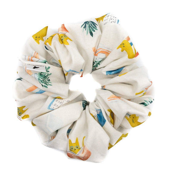 big scrunchie white with cats and books