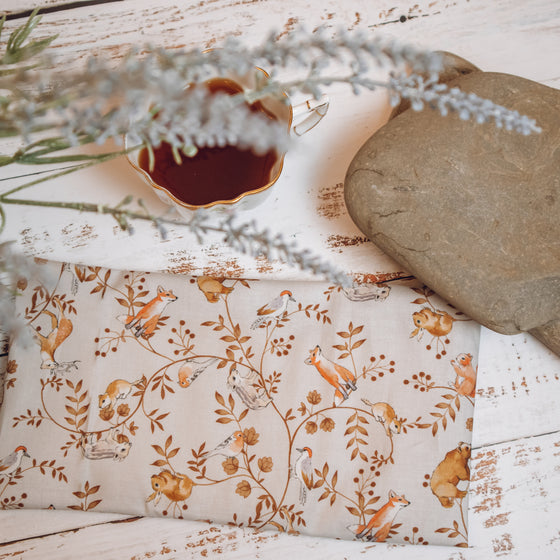 foxes eye pillow display