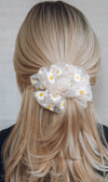 white daisy tulle scrunchie blonde